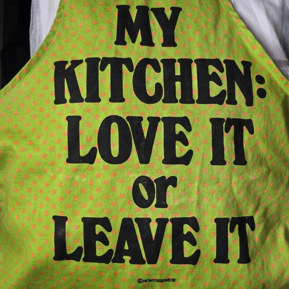 VTG My Kitchen Love It Or Leave It Apron Retro Pop Art Bold 70s Typography